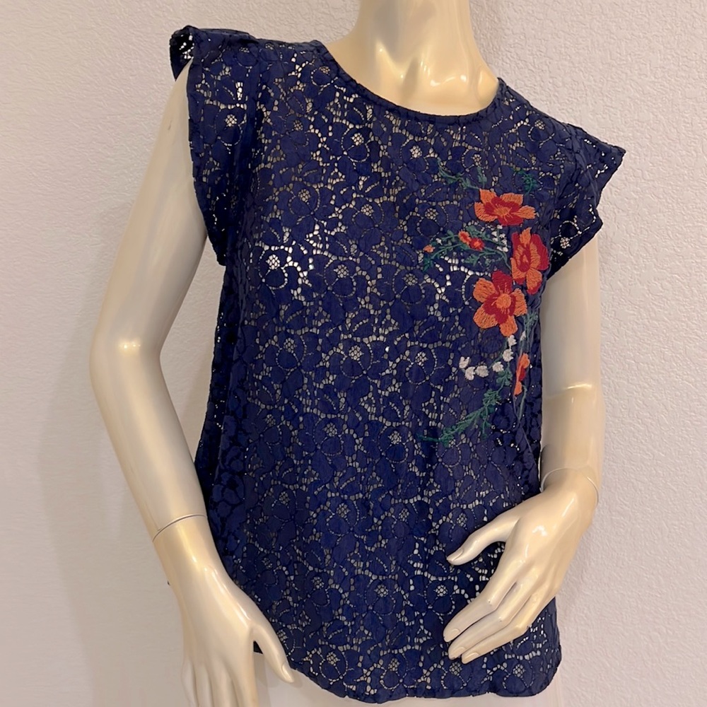 E&M - Navy Embroidered Lace Eyelet Top - Size L